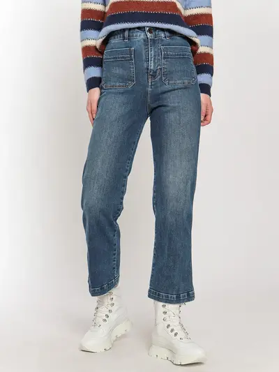 Укороченные джинсы с высокой посадкой